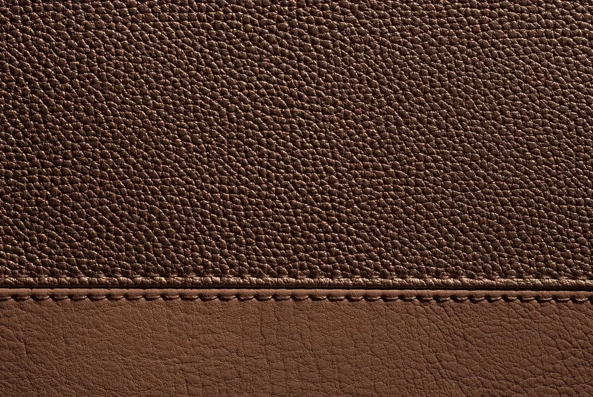 Full-Grain vs Top-Grain Leather: What Every Handbag Buyer Should Know article image