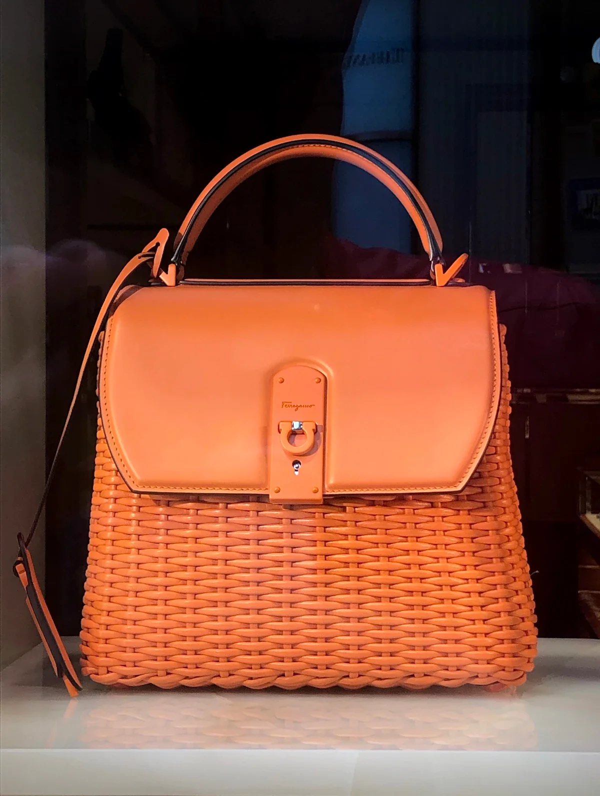 Leather Sling Bag vs. Crossbody: Which Style Drives More Sales? article image