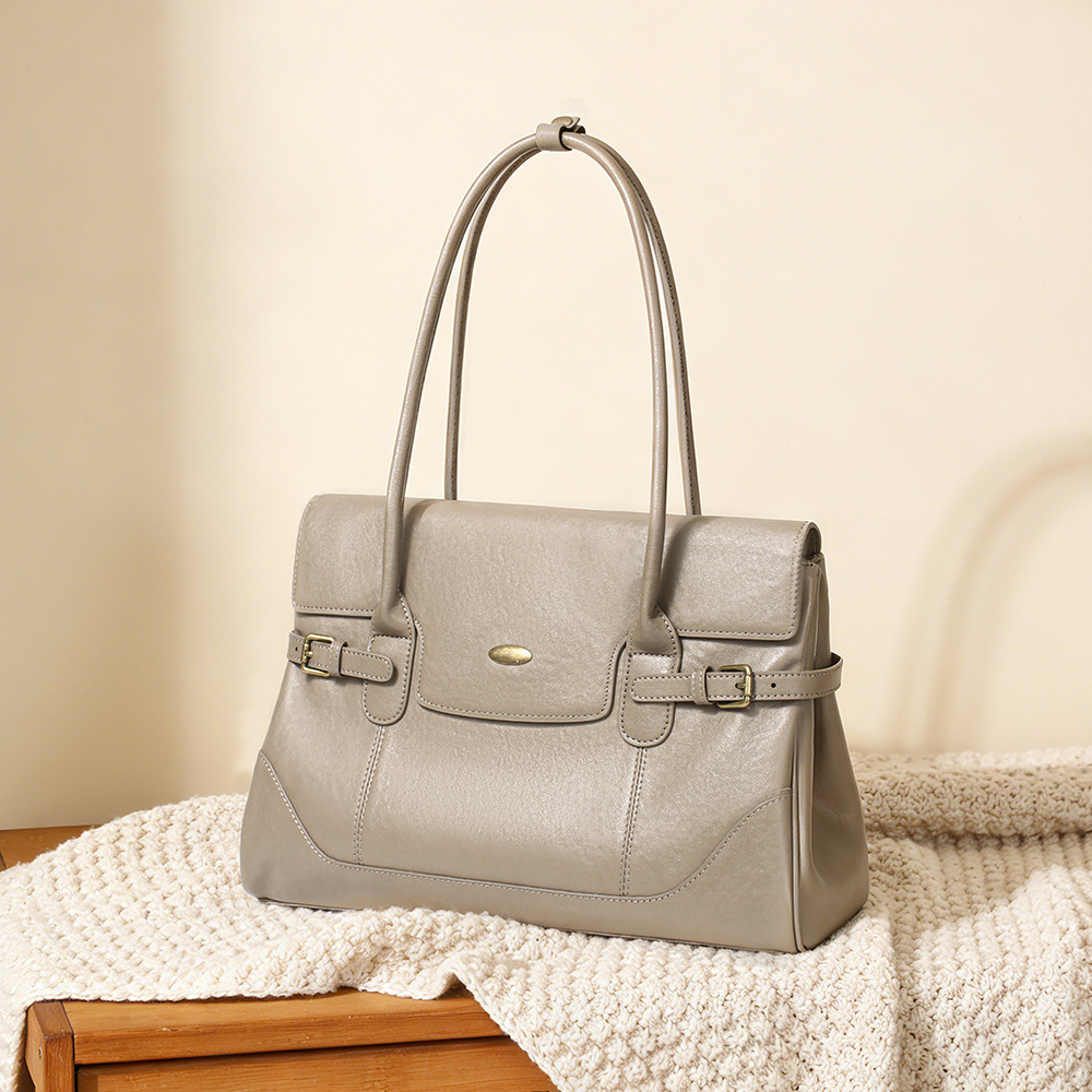 Vintage Top-Grain Leather Commuter Tote product image