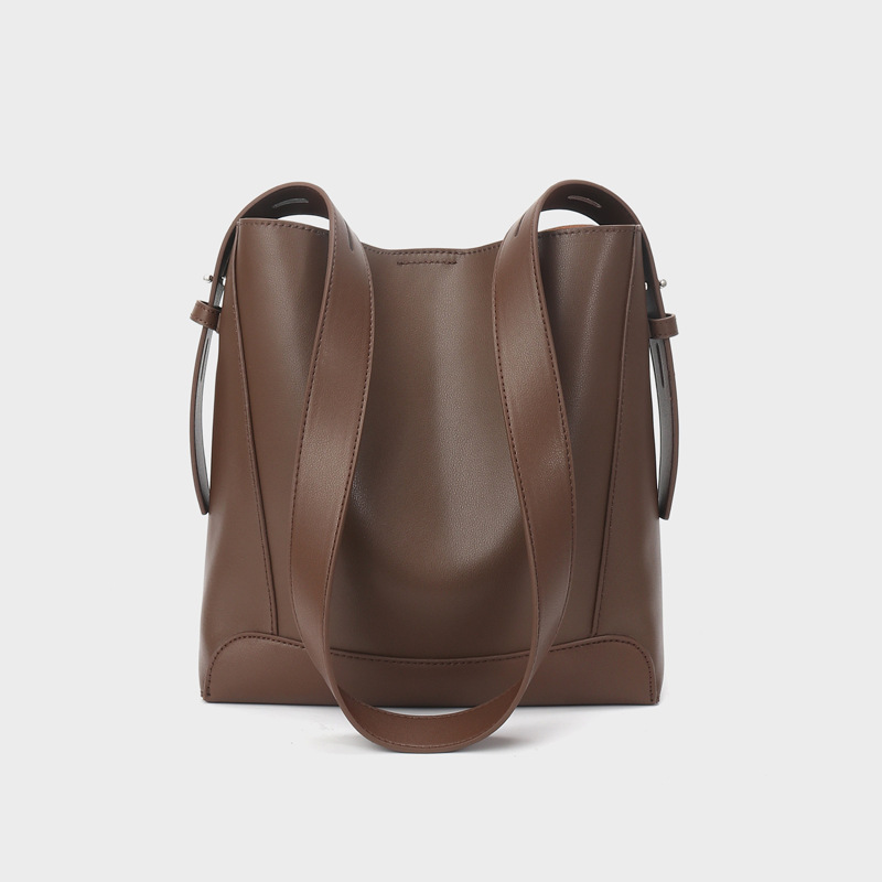 Grand Commuter Genuine Leather Bucket Bag product image