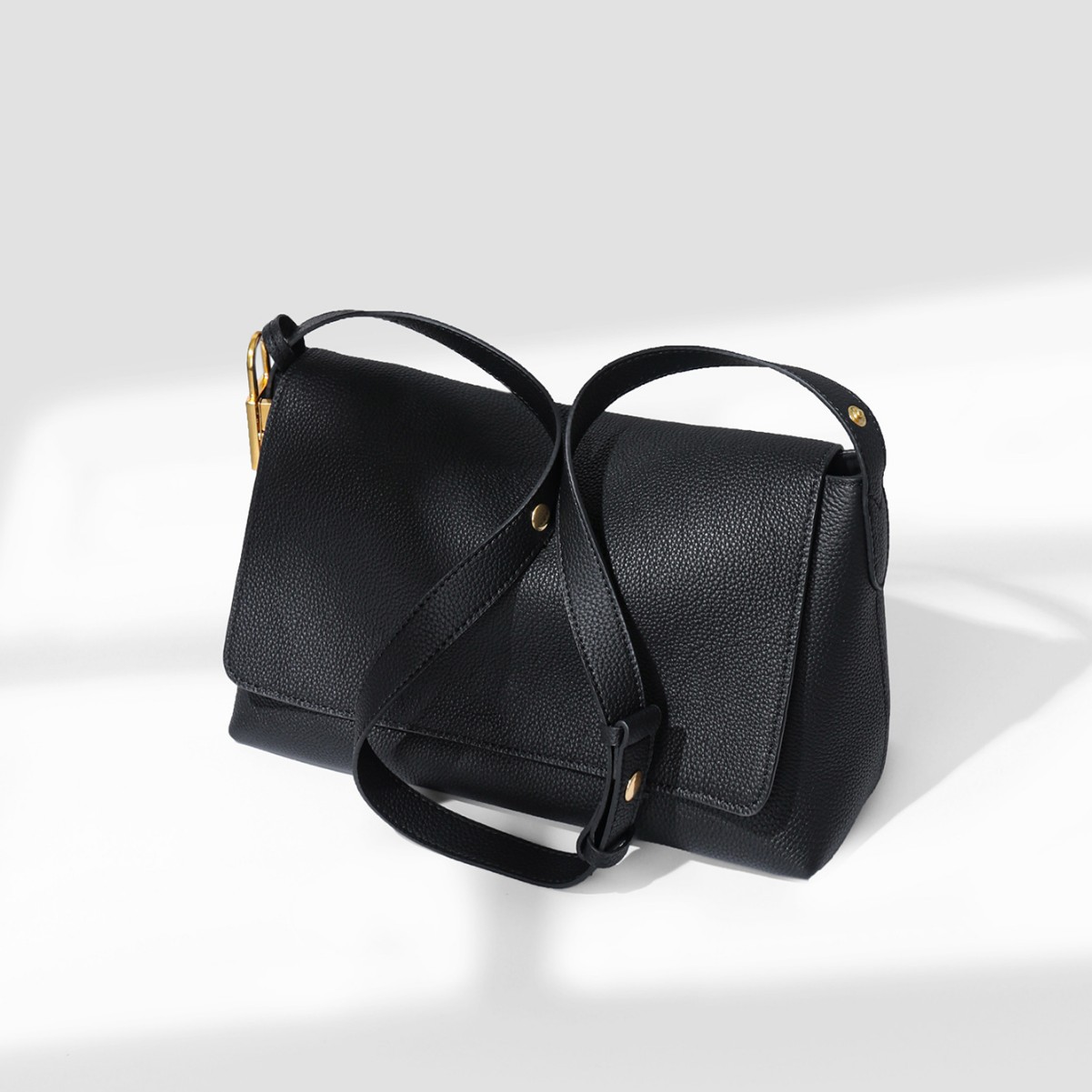 Genuine Leather Underarm Shoulder Bag Women Large Capacity Niche Design Commuter Bag product image