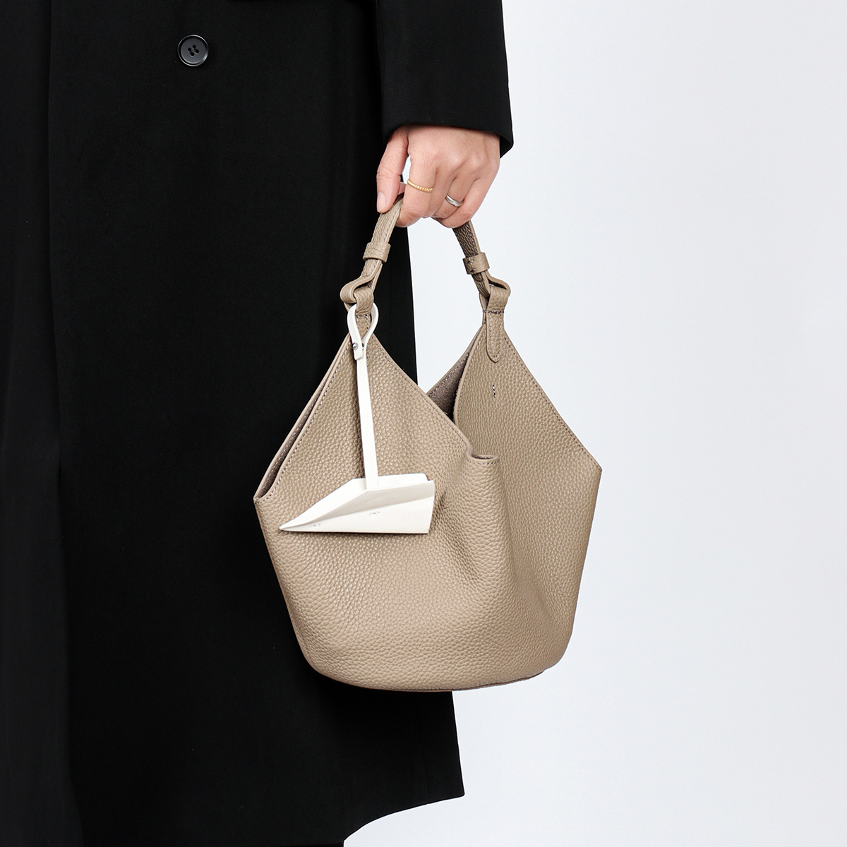 Large Capacity Genuine Leather Bucket Basket Handbag product image