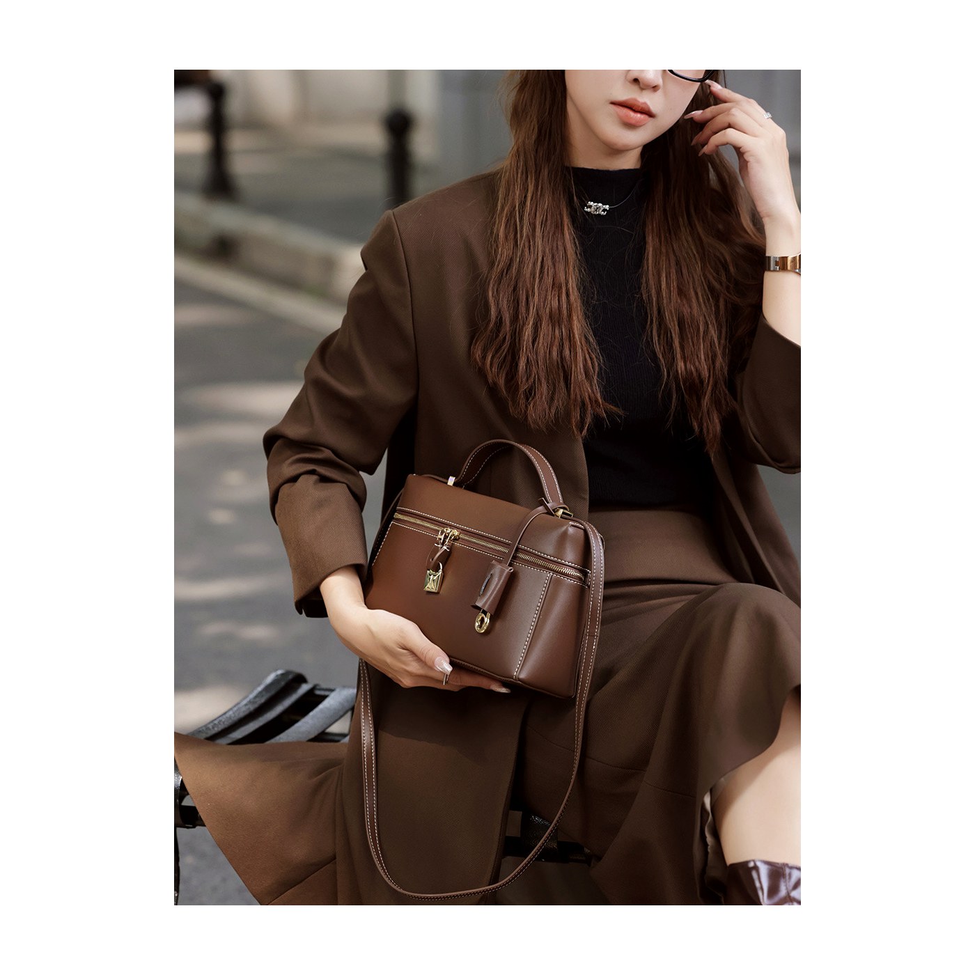 Product image 5 of Structured Leather Box Handbag for wholesale handbag buyers