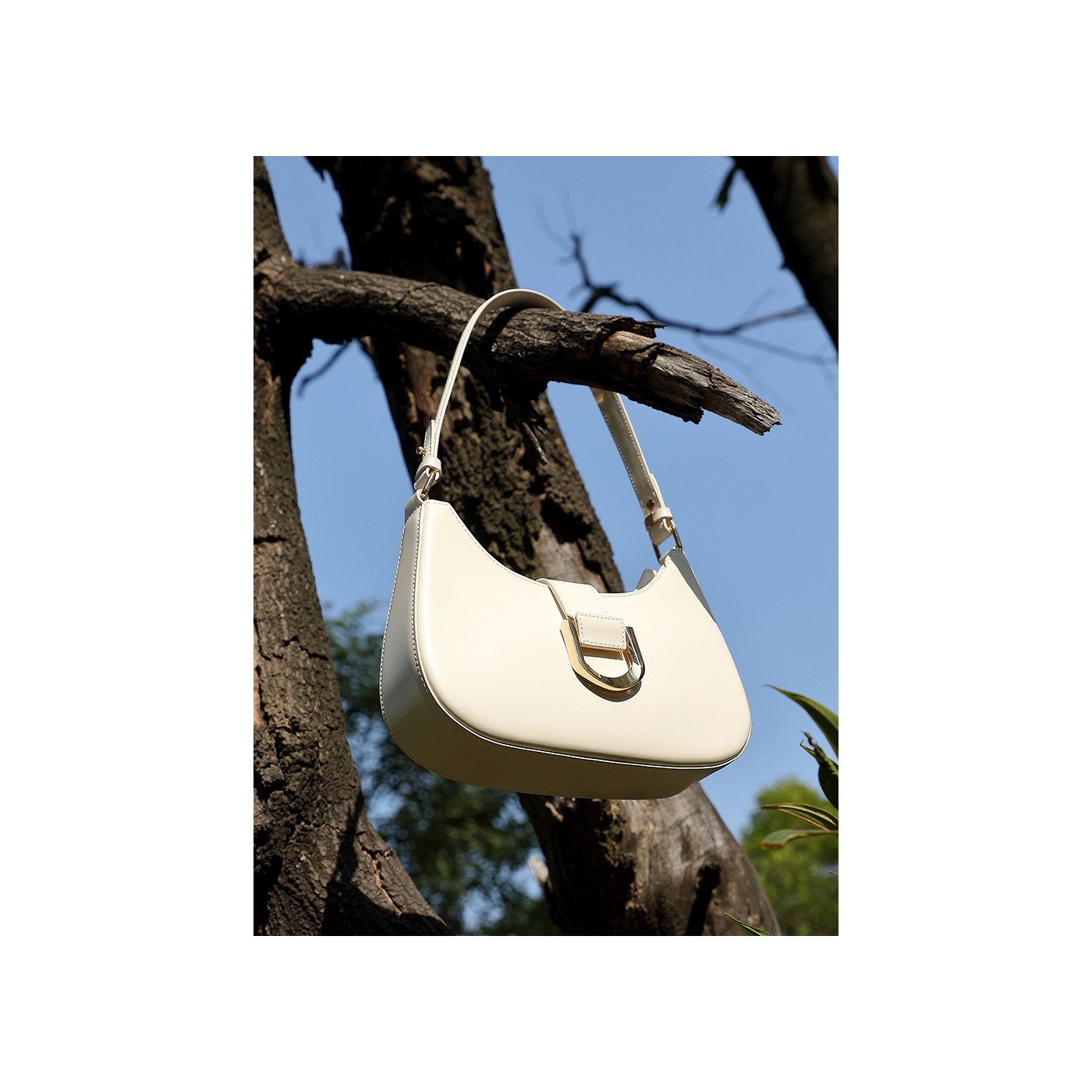 Product image 4 of Leather Baguette Shoulder Bag for wholesale handbag buyers