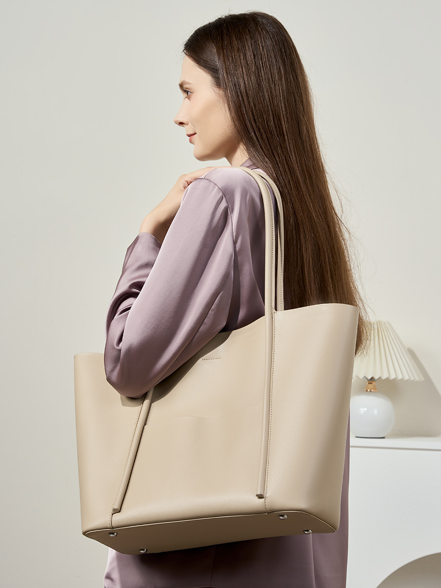Product image 7 of Large Genuine Leather Work Tote Bag for wholesale handbag buyers