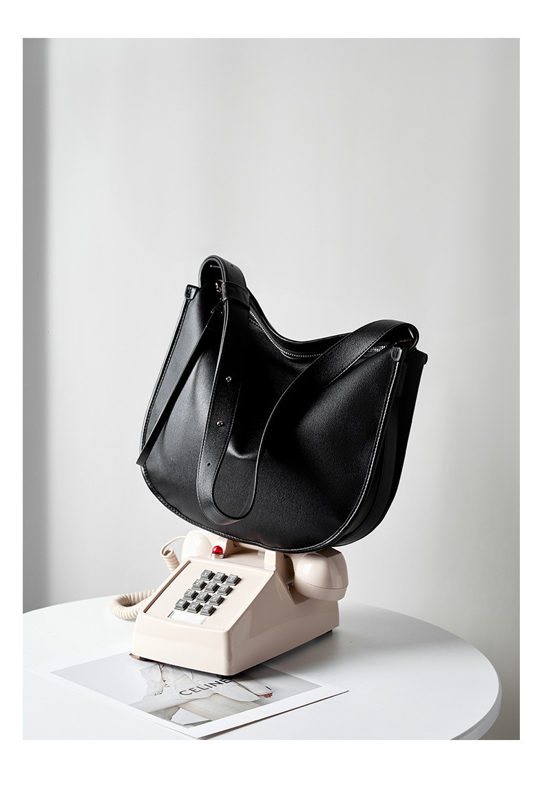 Product image 4 of Minimal Soft Leather Hobo Shoulder Bag for wholesale handbag buyers