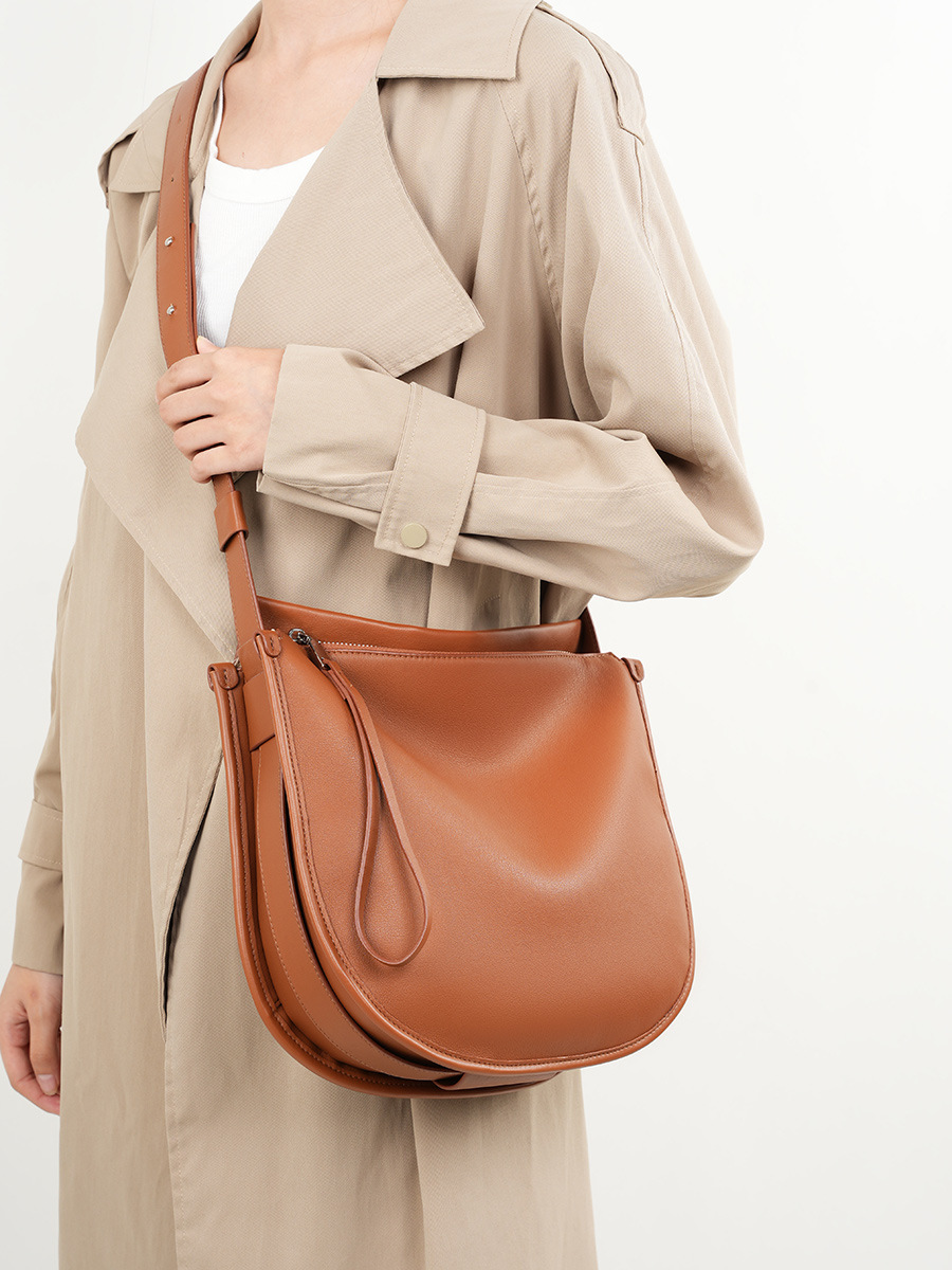Product image 7 of Minimal Soft Leather Hobo Shoulder Bag for wholesale handbag buyers
