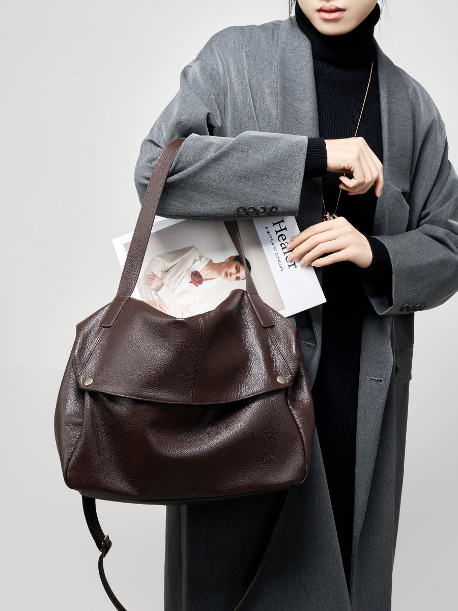 Product image 7 of Oversized Soft Leather Shoulder Tote Bag for wholesale handbag buyers