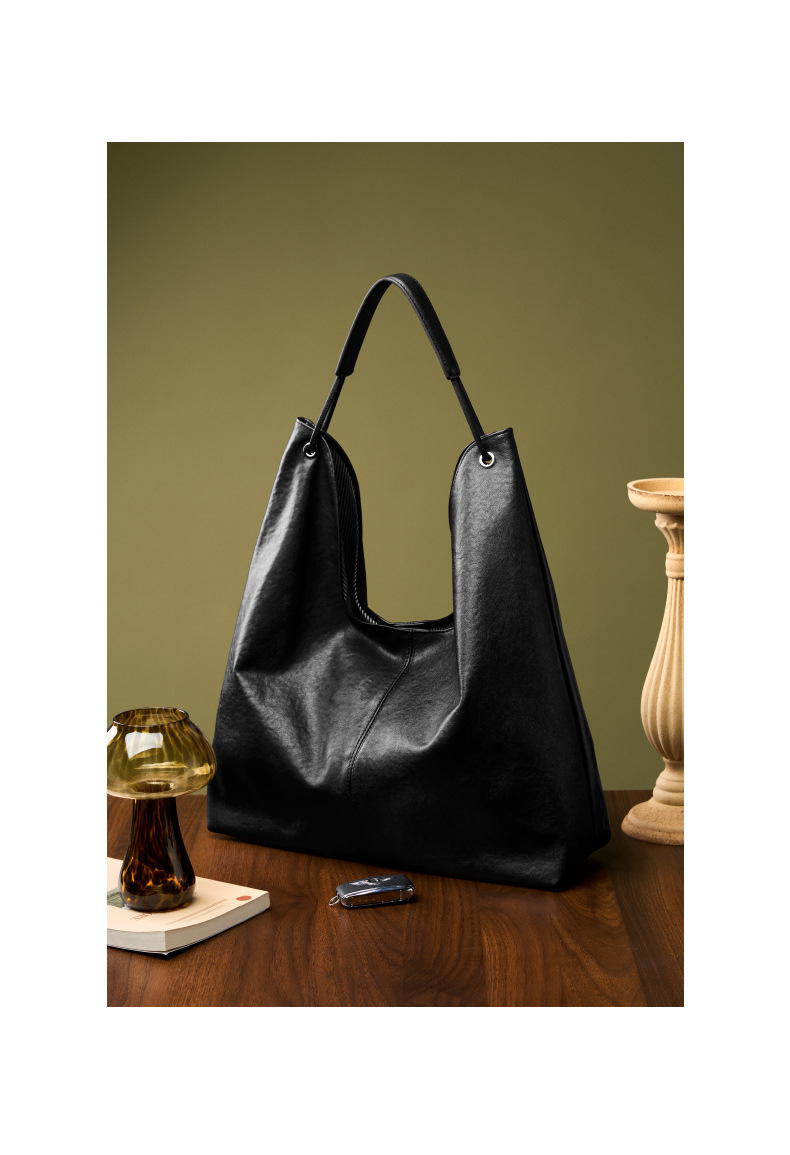 Product image 3 of Vegetable Tanned Leather Commuter Tote Bag for wholesale handbag buyers