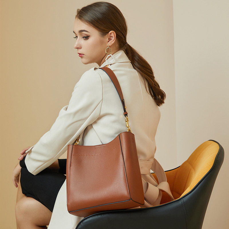 Vintage Leather Bucket Tote Bag product image for B2B handbag collection