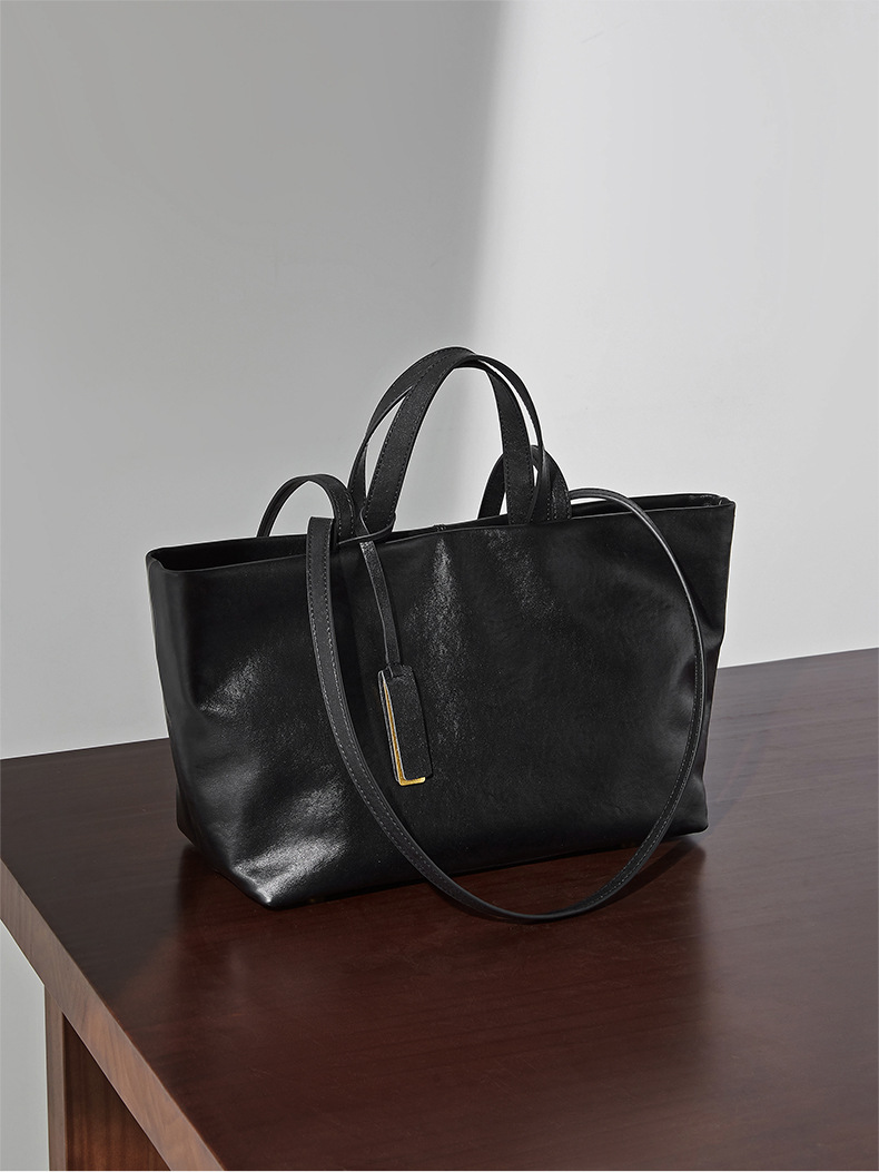 Product image 4 of Vintage Soft Leather Hobo Tote Bag for wholesale handbag buyers
