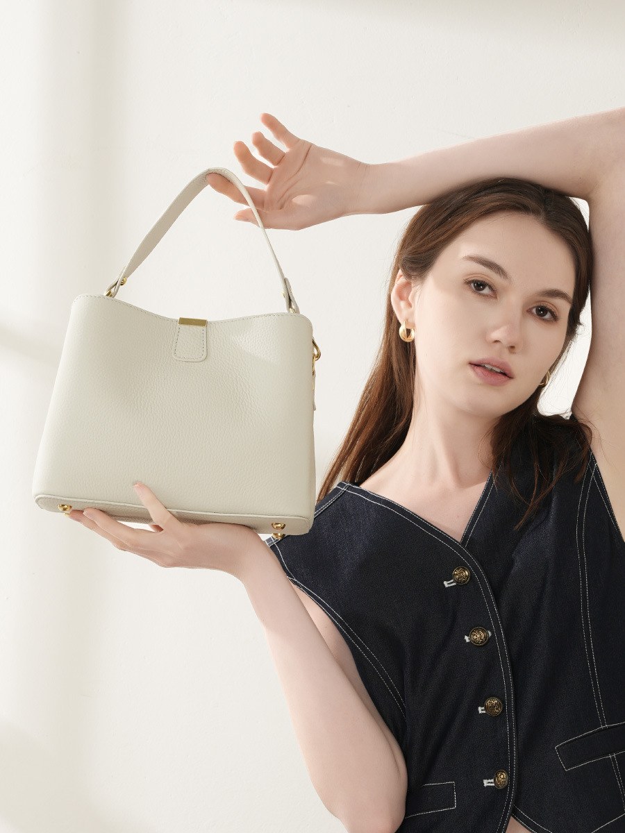 Product image 5 of Large Leather Bucket Shoulder Bag for wholesale handbag buyers