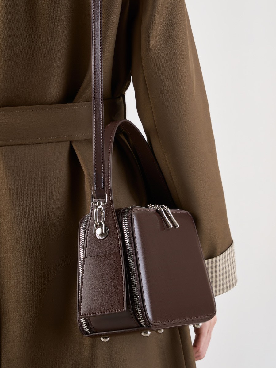 Product image 3 of Structured Leather Box Shoulder Bag for wholesale handbag buyers