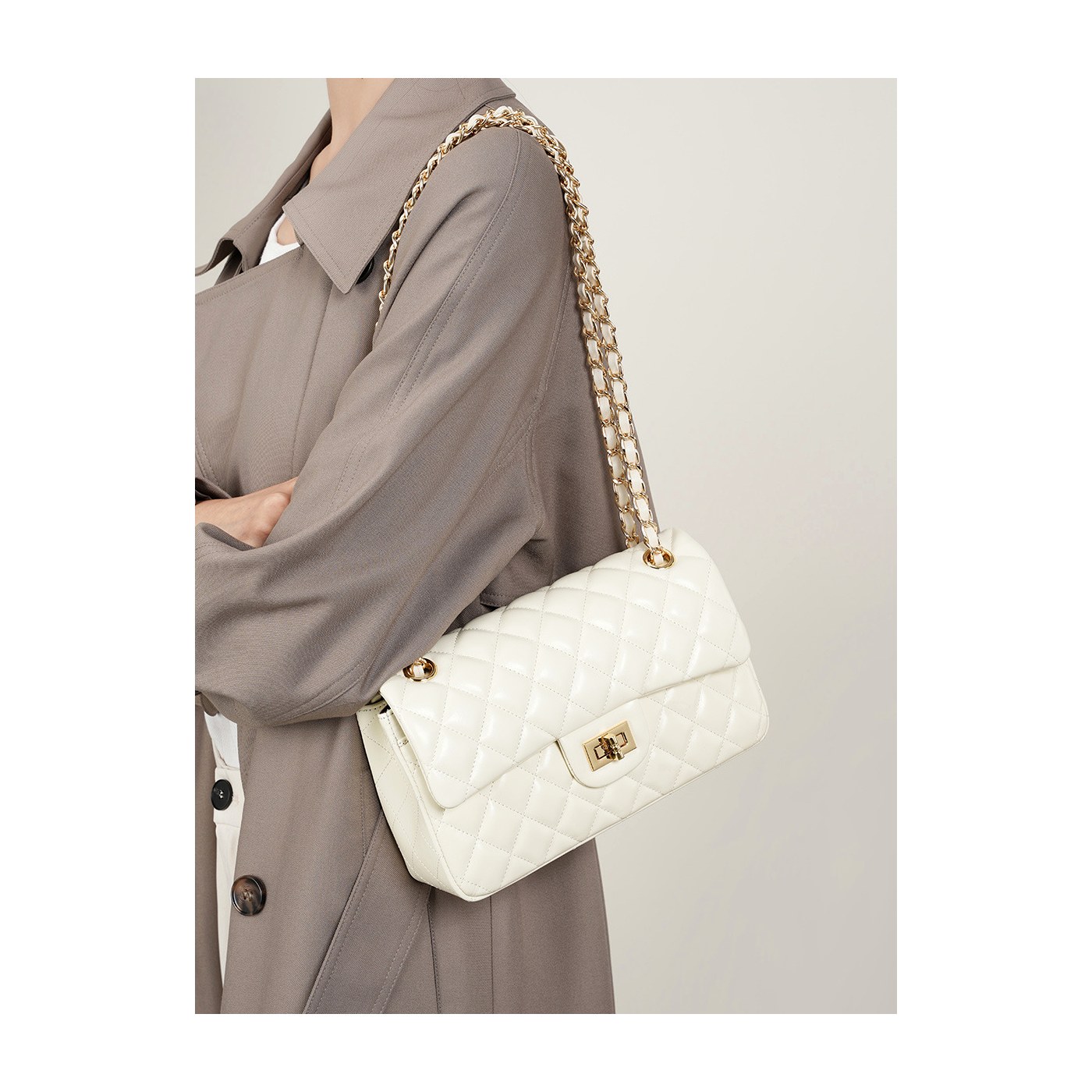 Product image 4 of Quilted Leather Chain Crossbody Bag for wholesale handbag buyers