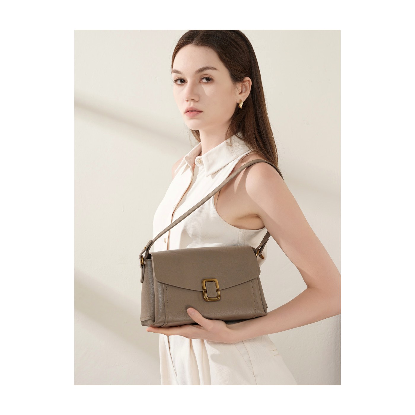 Product image 4 of Soft Leather Flap Shoulder Bag for wholesale handbag buyers